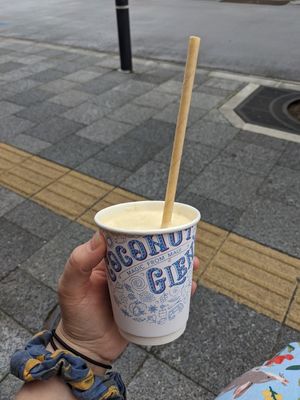  at Coconut Glen's in Tokyo