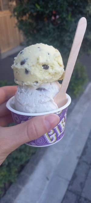  at Coconut Glen's in Tokyo