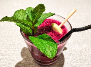 Dragon fruit guava juice at elemen 元素 - Paya Lebar Quarter in Central Singapore