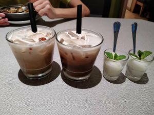 Bubble tea and sorbet lime at elemen 元素 - Paya Lebar Quarter in Central Singapore