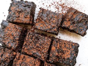 Extra Fudgy Raw Brownies! A new and improved version of our famous Sugar-free, Vegan & Gluten-free  Brownies at Noor Healthy in Amman