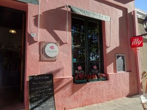 Entrance. at Deli de las Rosas in Colonia Del Sacramento