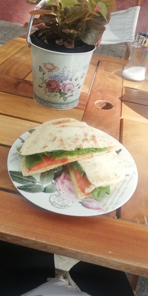 Vegan Toast at Deli de las Rosas in Colonia Del Sacramento