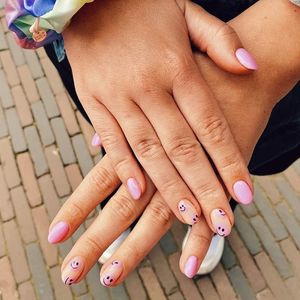 Vegan nails at The Happy Toko in Utrecht