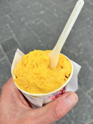 Gorgeous mango 💚🤍❤️  at Pasticceria Da Alberto in Capri