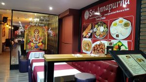    Sri Annapurna 
              Restautant Vegetaria i Vegan
      cuina tipica del Sud i Nord de la India
Ahora estamos en tu barrio a tu servicio,
Si,somos Sri Annapurna Restaura at Sri Annapurna in Barcelona