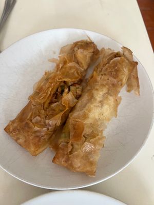 Vegan spring rolls at Lenny's of Rochester in Rochester