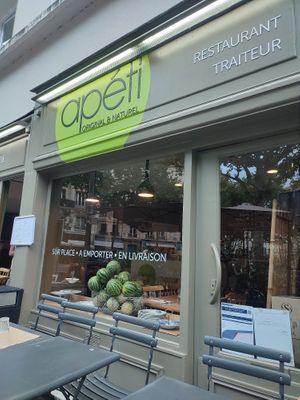 La vitrine at apeti - Ségur in Paris