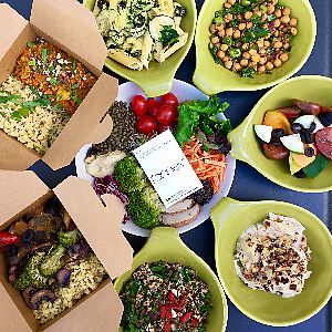 ex. marinated leeks almonds lemon cacao beans - chick peas salad parsley onion celery sesame oil - old tomatoes salad cucumber black olives - pasta salad with zucchinis black olive at apeti - Ségur in Paris