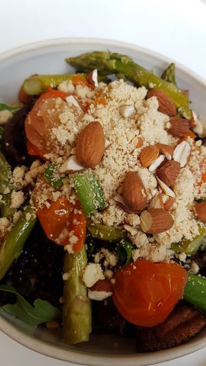 Asparagus bowl at Oliver Green - East in Amsterdam