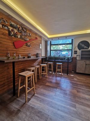 Cozy at Da Giovanni in Budapest