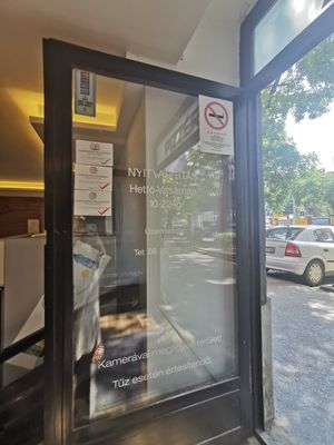 Door at Da Giovanni in Budapest