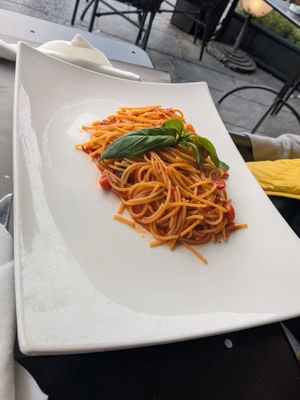 Gluten free pasta Pomodoro without cheese at Caffé Verbano in Cannobio