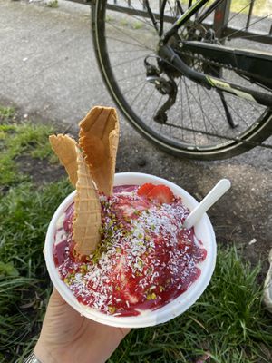 vegan spaghetti ice cream 🍨  at Lecko Mio in Berlin
