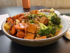 Citrus Tofu Salad  at Veggie Grill by Next Level in Burbank