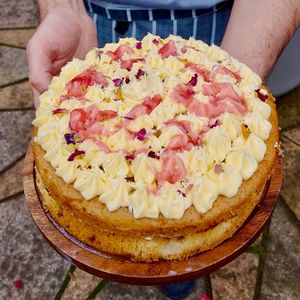 This raspberry and coconut vegan cake that was baked by Sarah and decorated by Ian certainly looks good, and we know it tastes good too.  You might take our word for it, or come an at The Garden Kitchen in Bewdley