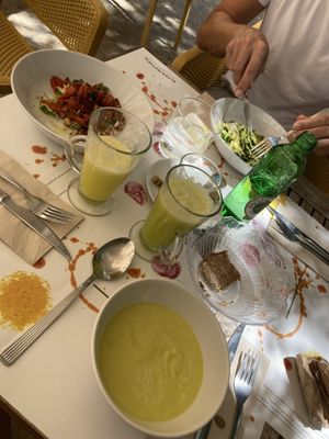 (Vegetarian) Zuchini salad w/ almond pesto — (Vegan) Roasted red pepper salad w/ olives — (Vegan) Mango and sweet chili gazpacho  at Plaer Natural in Mallorca