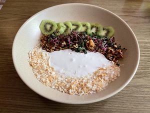 Sticky rice quinoa bowl with kiwi (cos they were out of mangoes) at Plantasia in Mexico City