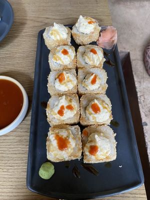 Sushi Kim Chee Crispy Roll at Plantasia in Mexico City