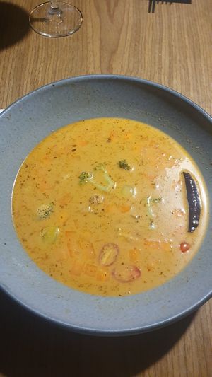 Tom Kah sopa de coco picosa at Plantasia in Mexico City