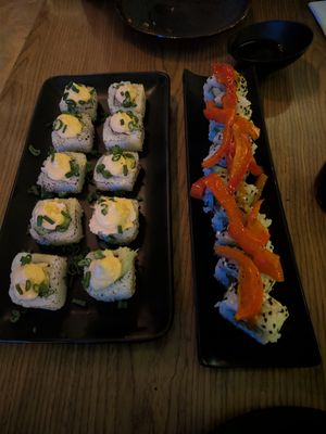 Tempeh and volcano rolls at Plantasia in Mexico City