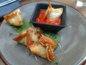 Está deli , súper recomendable !!! Este es el spicy wonton mmmmm at Plantasia in Mexico City
