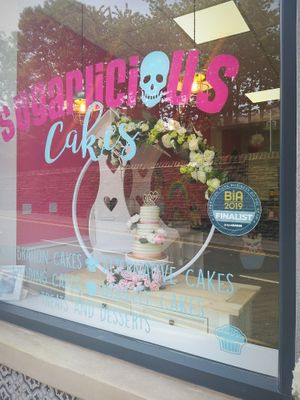 Shop front at Sugarlicious Cakes by Karen in Kimberley