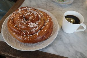 Huge! at Cafe Husaren in Gothenburg