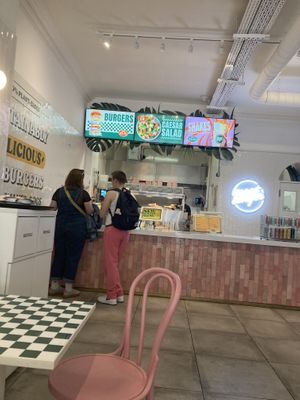 Counter order area   at Neat Burger - Oxford Circus in London