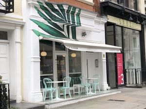 Entrance at Neat Burger - Oxford Circus in London