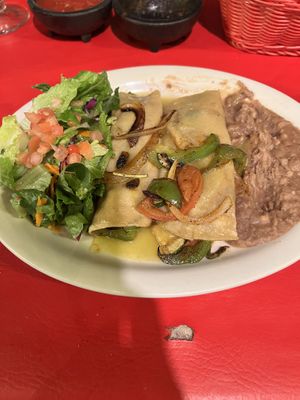   at Casa Mendoza in Three Rivers
