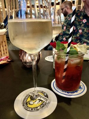 Eistee und Wein😄 at Soy in Munich