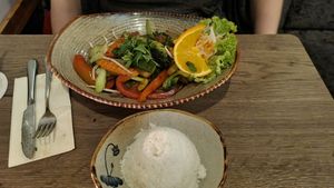 Gebratenes Rindfleischimitat 16,90 € at Soy in Munich