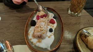 Chuoi dua 6,90 € at Soy in Munich