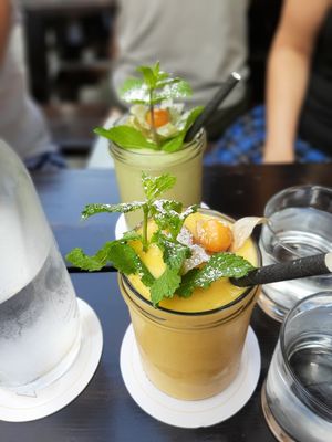 Mango Shake & Avocado Shake at Soy in Munich