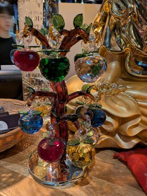 Glasbaum im Eingangsbereich at Soy in Munich