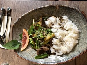 Mittagsangebot - lunch offer: with fake beef at Soy in Munich