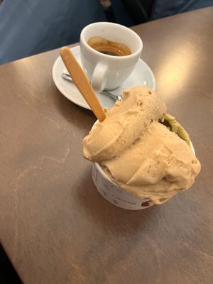   at Crème de la Crème - Zmrzlinová Vzorkovna in Prague