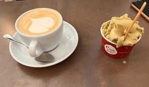   at Crème de la Crème - Zmrzlinová Vzorkovna in Prague