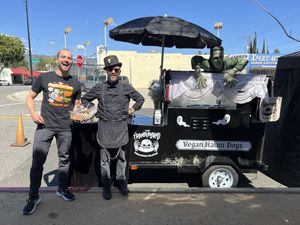 Love this cart so much that I got a pic with Ray while wearing my Frankenstand shirt!  at The Frankenstand - Mobile Cart in Los Angeles