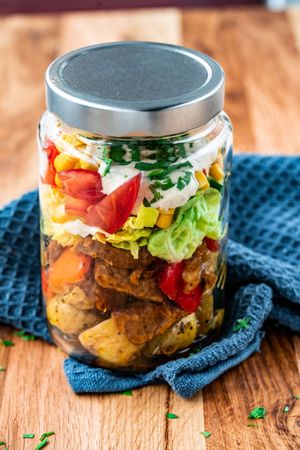 lunch in a jar for take away (no plastic) at Esskalation in Bonn