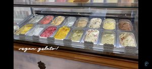 Vegan gelato at Gianni in Dubrovnik