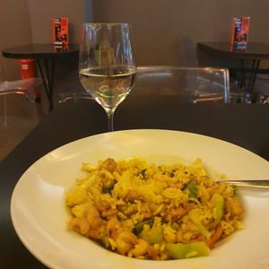 Tofu, Coliflor, Cashews & White rice (without egg) + Curry at Lemongrass - Ribera in Valencia