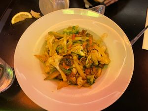 Veg stir fry   at Lemongrass - Ribera in Valencia