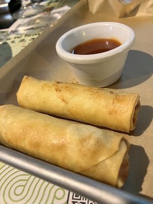 Vegetable rolls at Lemongrass - Ribera in Valencia
