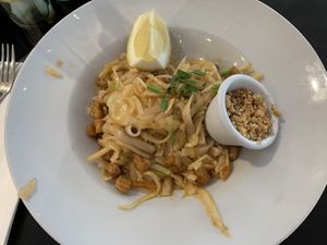 The Pad Thai with tofu. at Lemongrass - CCSaler in Valencia