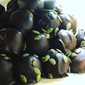 Doterra wild orange, chocolate, poppyseed and chia seed protein ball at Hoppers Fresh Juice in Hoppers Crossing