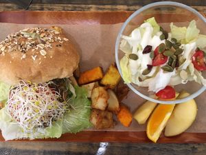 Quinoa tofu sandwich at Veggie Sun 植日生 - Zhí RìShēng in Taipei