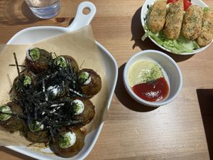 Takoyaki and friedtempeh at Veggie Sun 植日生 - Zhí RìShēng in Taipei