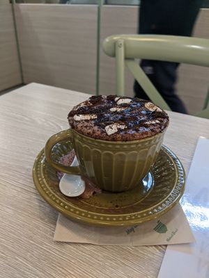 Oat milk hot chocolate! (Unsure if the marshmallows are vegan) but it was delicious at Naked Bowl in Guangzhou